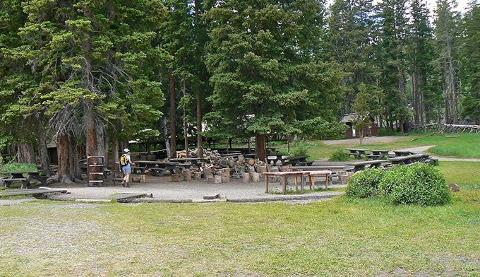 Yanceys-2-GarnetHill-UpstateDave_680x392 Yancey's Hole cookout area. Garnet Hill Loop. Photo by permission Flickr Upstate Dave