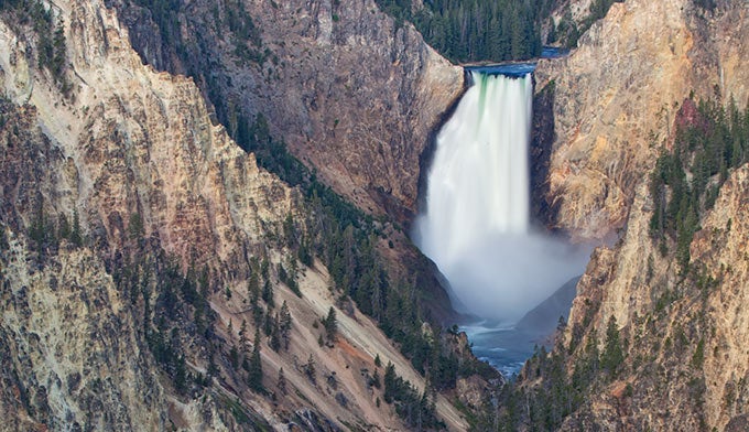 Lower-Falls_680x392 Lower Falls of Grand Canyon of Yellostone