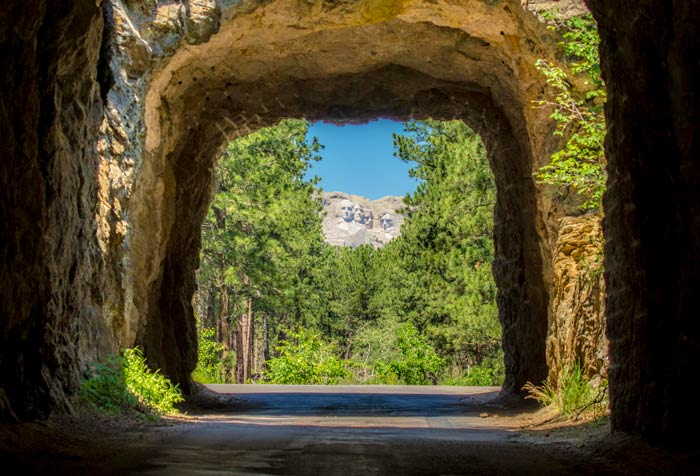 MtRushmore-tunnel-IronMtnRd_FlickrThomasJamesCaldwell_700 Mount Rushmore view from Iron Mountain Tunnel