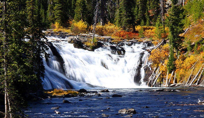 YS-Lewis-Falls-Autumn_Dollar_680 Lewis Falls in Autumn