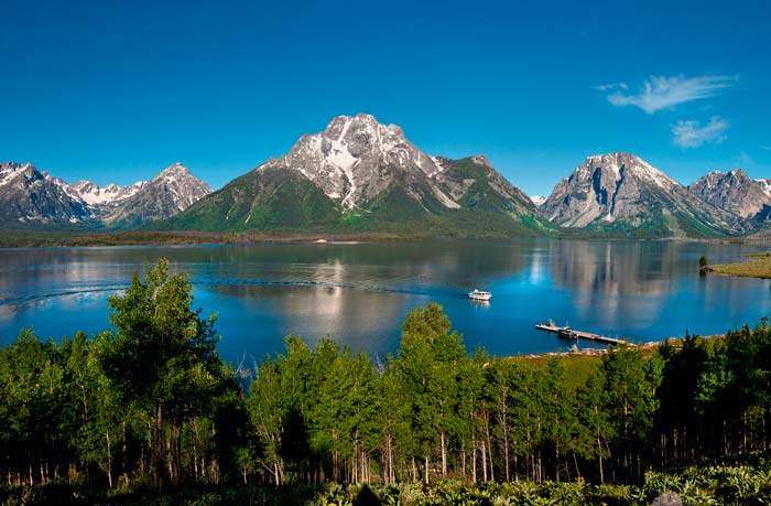 GTeton-boat-cruise_GTLC_700 Breakfast cruise on Jackson Lake to Elk Island from Colter Bay in Grand Teton National Park