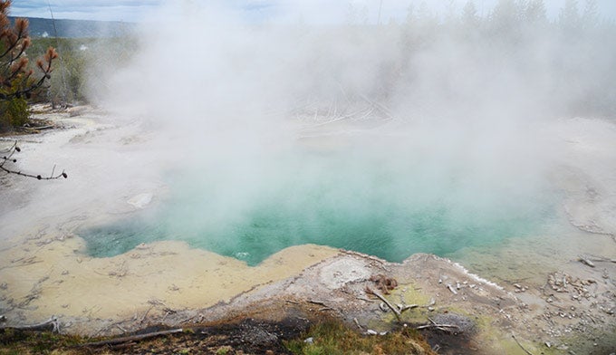Norris-Back-Emerald-Spring_Gloria_680 Emerald Spring in the Norris Back Geyser Basin. Photo by Gloria Wadzinski