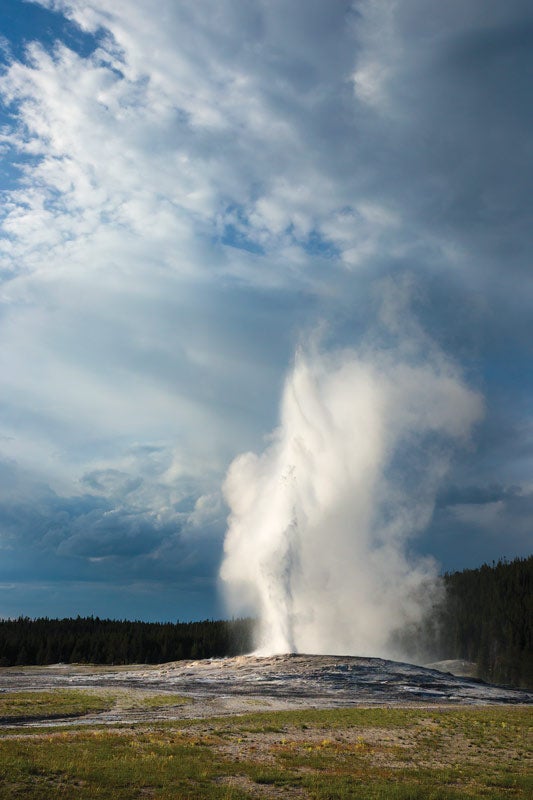 YS-Old-Faithful_Ordelheide_800 Old Faithful Geyser erupting. Photo by Grant Ordelheide