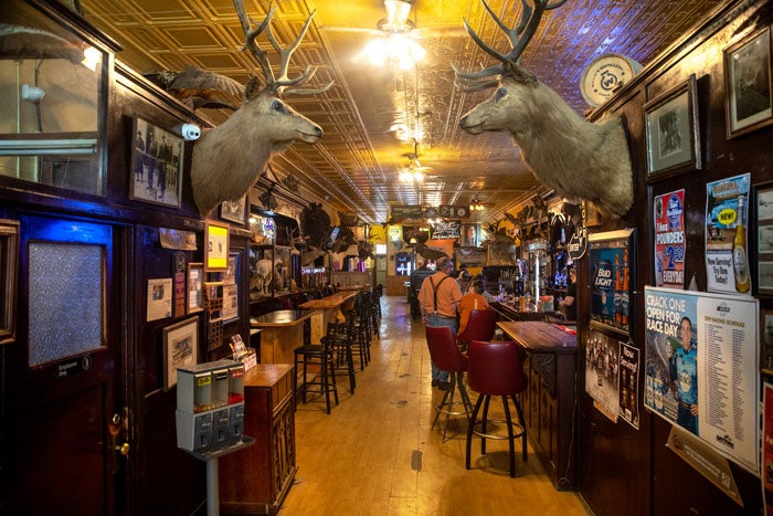 YSCountry-NewAtlasBarColumbus_AndyAustin_courtesy_700 New Atlas Bar, Columbus, Mont.