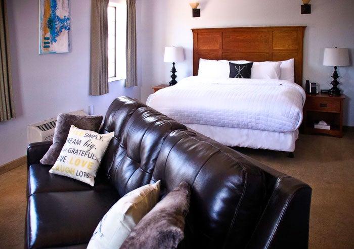 MT-CalvertHotel-KingSuite_courtesySuzanneCarter_700 Ultimate luxury with a King Suite at the Calvert Hotel