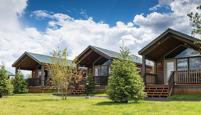 Explorer-Cabins-43-2771648257-O_DNCWestYS_700 Explorer Cabins