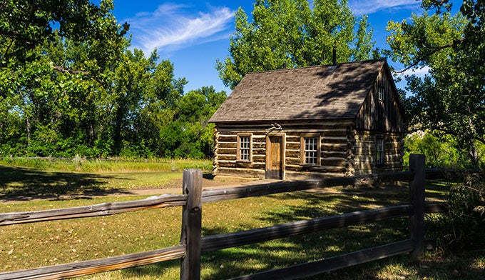 ND-Maltese-Cross-Cabin-RooseveltNP_Adobe_680 Maltese Cross Cabin in Theodore Roosevelt National Park