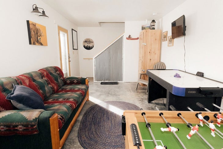 Yellowstone Basecamp Airbnb in Gardiner