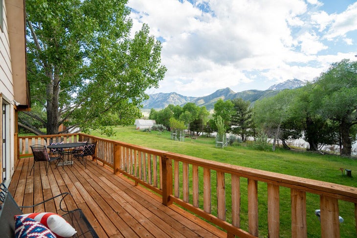 Yellowstone River Beach Cabin Airbnb in Gardiner