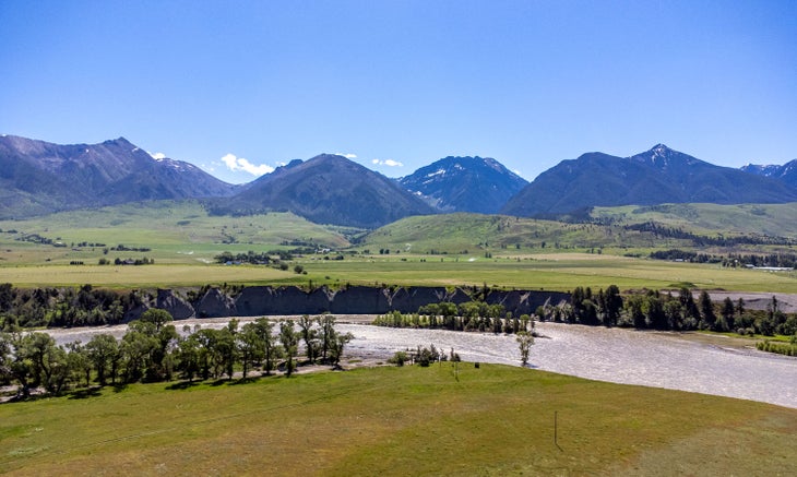 Paradise Valley north of Yellowstone National Park